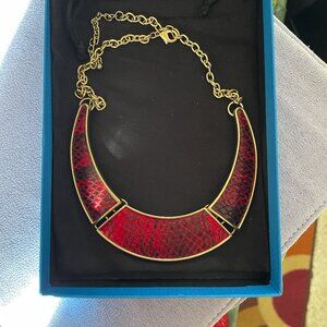 Women's Gold Plated Fashion Necklace - Brand New